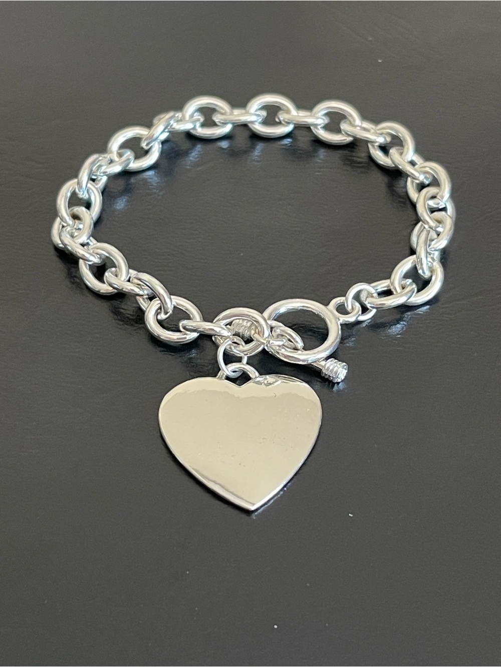 Elegant Silver tone Heart Charm Toggle Bracelet.
